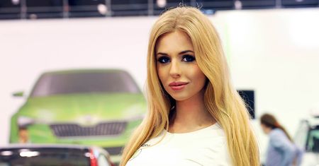 Dziewczyny na Poznań Motor Show 2014