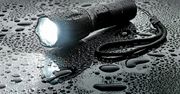 Latarka do kieszeni. Daleki zasięg i sporo lumenów