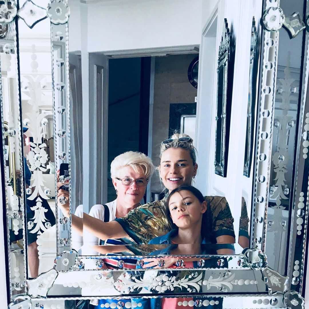 Natasza Urbańska z mamą i córką – Dzień Matki 2019