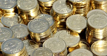 Polacy będą mieć swojego bitcoina? Powstaje dPLN