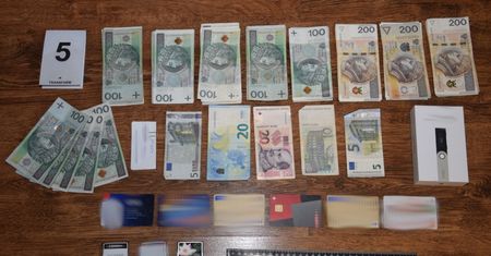 Kradł sygnał TV i inwestował w bitcoiny. Grozi mu 10 lat więzienia