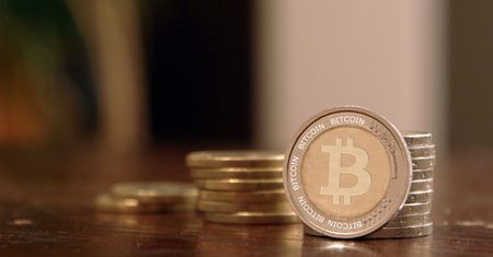Bitcoin przełamuje kolejne granice. Jedna "bit-moneta" po 16 tys. zł
