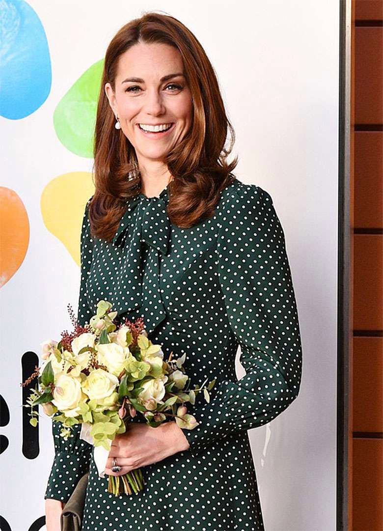 Stylizacja księżnej Kate z wizyty w szpitalu dziecięcym