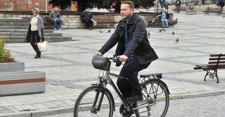 "Ojciec Mateusz" będzie walczyć z sektą w Sandomierzu! Tak zakończy się wątek Artura Żmijewskiego w serialu?