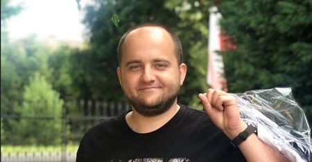 Listy PiS. 30-letni radny PiS ze Szczecina chce być posłem. Już zarabia 13 tys. miesięcznie, "głównie na blogu"