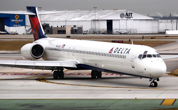 Pilot Delta Air Lines nietrzeźwy. Zatrzymano go tuż przed startem