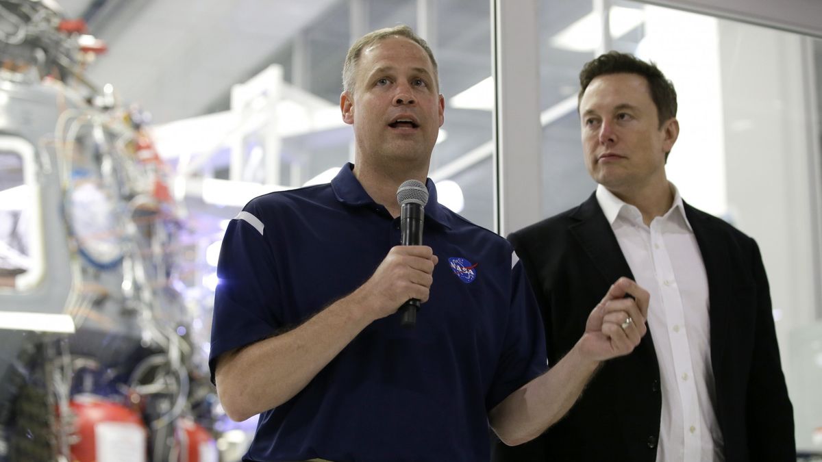 Elon Musk i Jim Bridenstine
