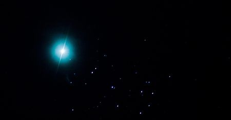 Wenus spotyka Neptuna. Dziś możesz zobaczyć najbardziej oddaloną od Słońca planetę