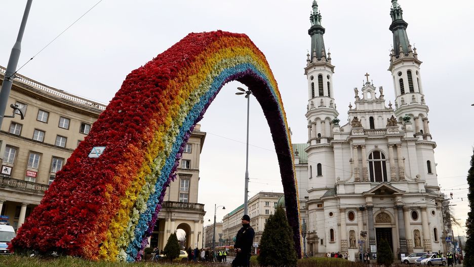 Tęcza na placu Zbawiciela