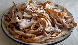 Tradycyjne faworki. Delikatne i kruche