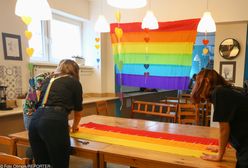 Skargi w 9 szkołach na "Tęczowy piątek". Kuratorium Oświaty prowadzi kontrole