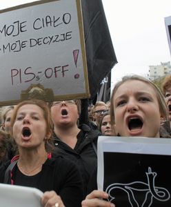 Czarny Piątek w stolicy. Kobiety wyjdą na ulice, protesty przed Sejmem i siedzibą PiS