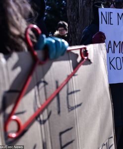 Czarny Piątek. Tysiące kobiet broni prawa do aborcji. Jesteśmy na miejscu