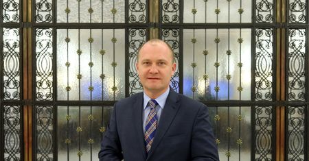 Klucz partyjny nie powinien decydować o samorządzie - mówi Piotr Krzystek, prezydent Szczecina