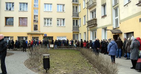 Tłusty czwartek. Jesteśmy przed cukiernią