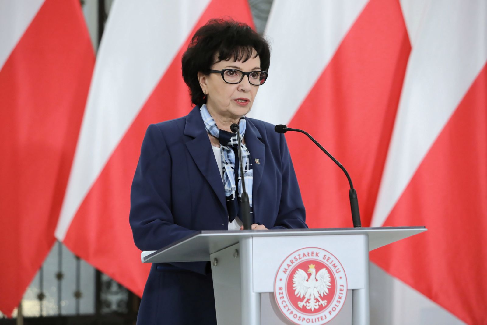 Koronawirus w Polsce. Elżbieta Witek: piątkowe posiedzenie Sejmu częściowo zdalnie