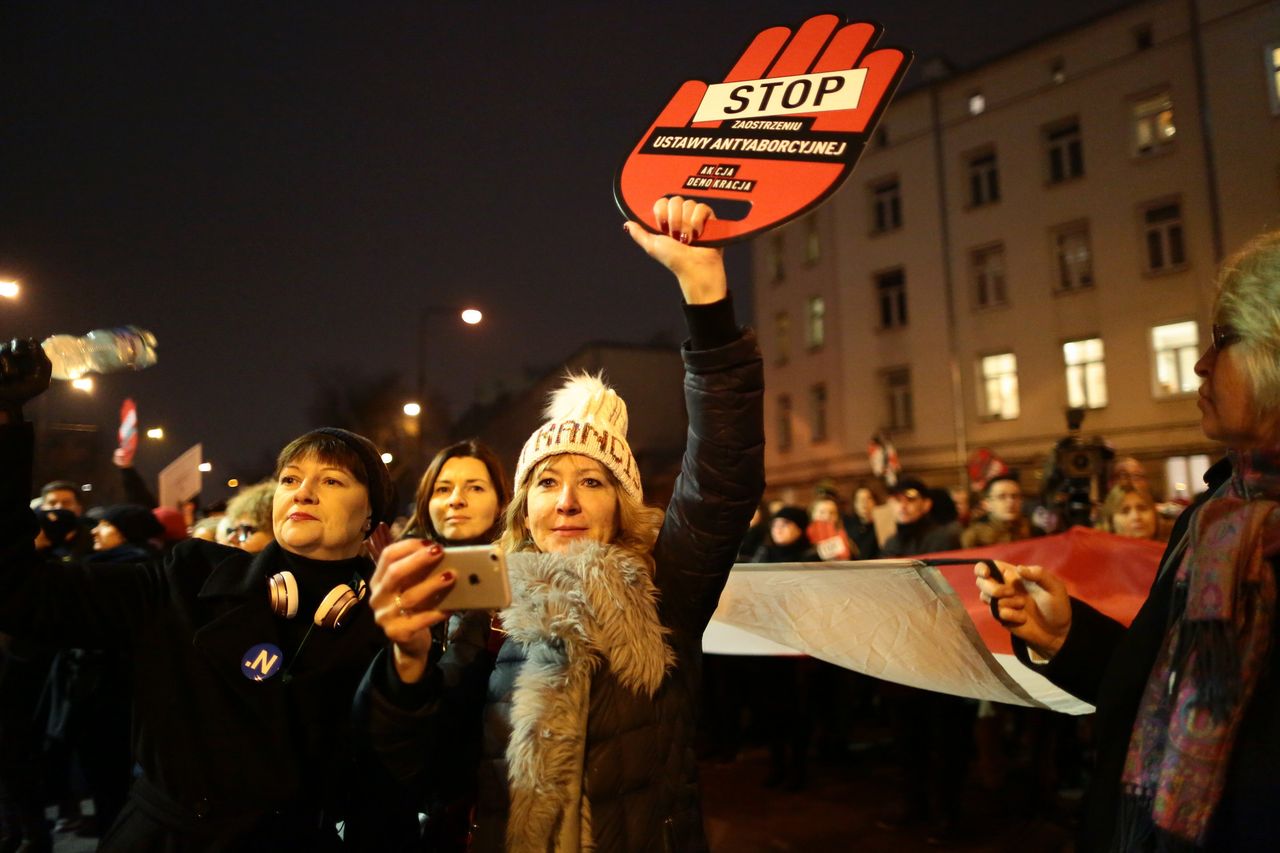 Byłam na "Czarnym Piątku" w Warszawie. Oto, co zobaczyłam