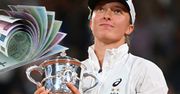 Iga Świątek zgarnęła GIGANTYCZNĄ KASĘ za wygraną w Roland Garros jeszcze więcej niż rok temu! 21-latka jest już ustawiona do końca życia!