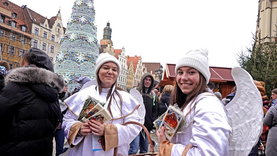 Opłatek to po prostu chleb, składający się z mąki i wody