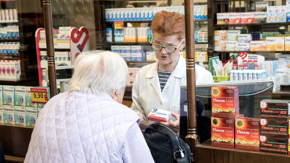 Seniorzy mają problem z kupieniem swoich leków w aptece