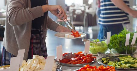 Śniadania w polskich hotelach - co lubimy, czego nie jemy, jakie mamy zachcianki?