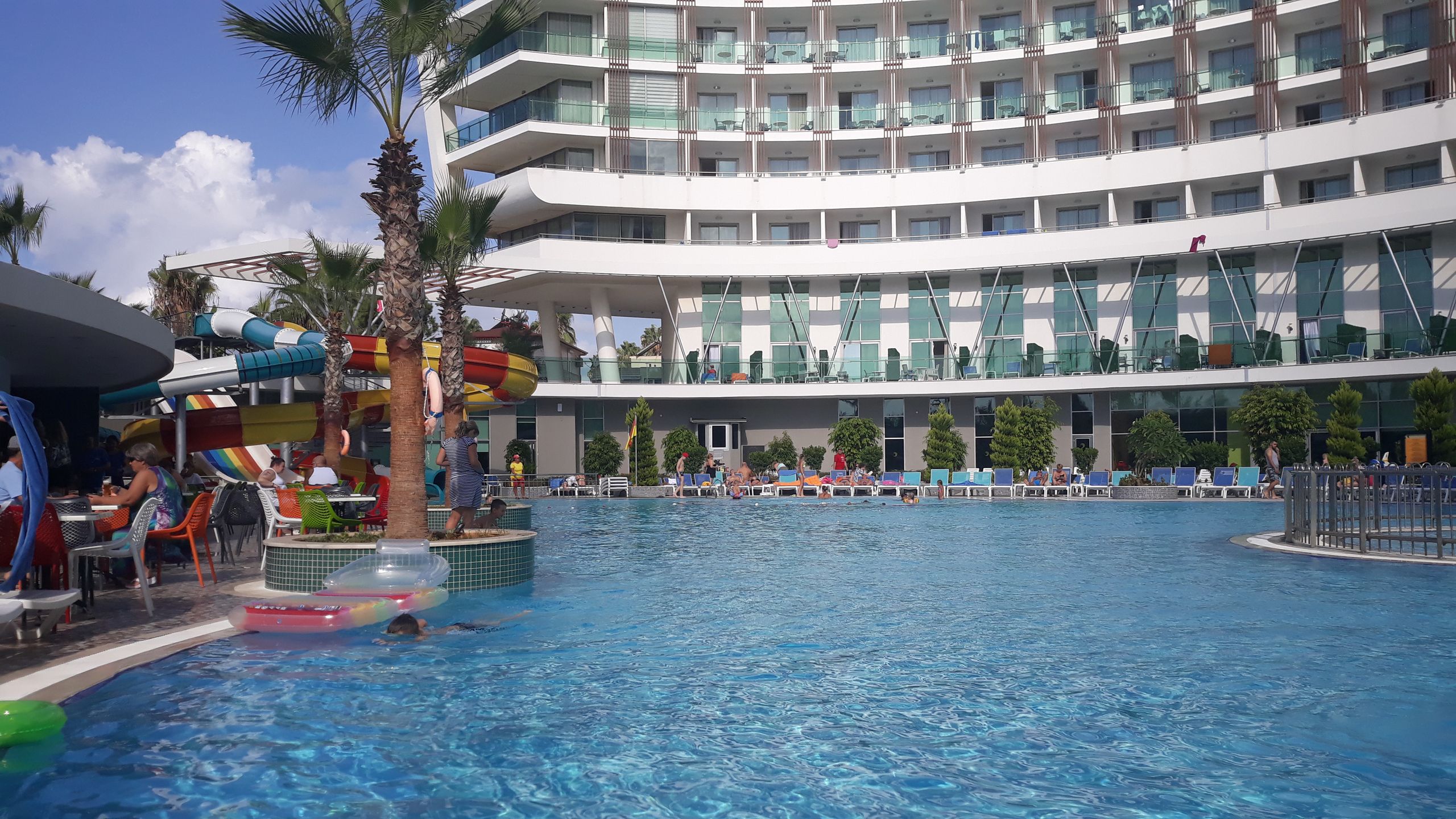 Hotel, w którym zakwaterowano Polkę i jej rodzinę