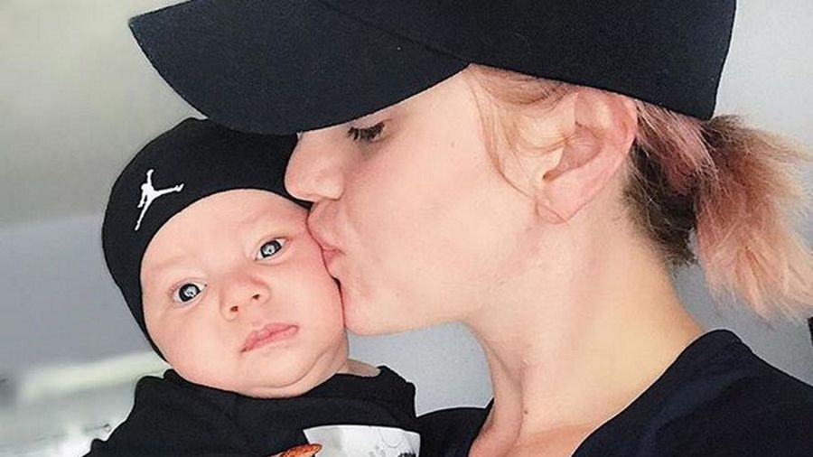 Christina jest świeżo upieczoną mamą