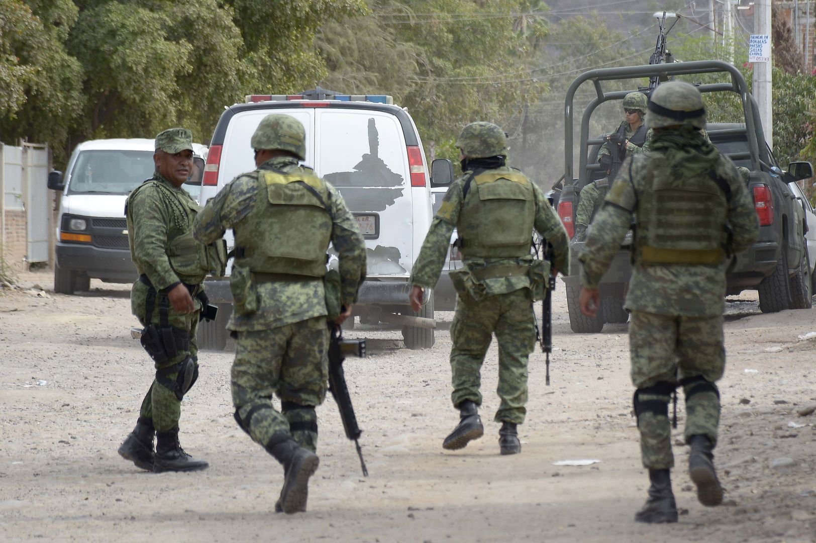 W walkę z meksykańskimi kartelami narkotykowymi zaangażowani są też żołnierze