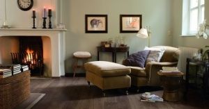 Angielski salon - dystyngowany i elegancki. Aranżacje wnętrz w stylu angielskim