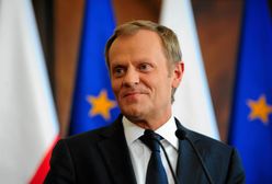 Głośny wpis Donalda Tuska powstał w środku nocy? Absurdalna dyskusja na prawicy