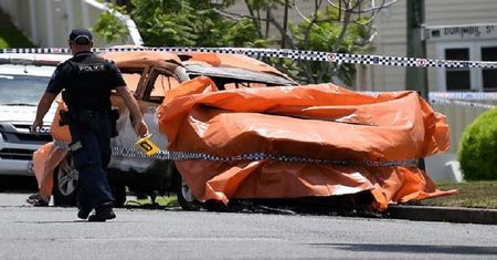 Australia. Były sportowiec podpalił samochód, w którym siedziała jego rodzina