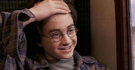 Blizna na czole Harry'ego Pottera. Fani zachwyceni nową teorią