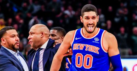 Gwiazda NBA "terrorystą"? Erdogan ściga tureckiego koszykarza