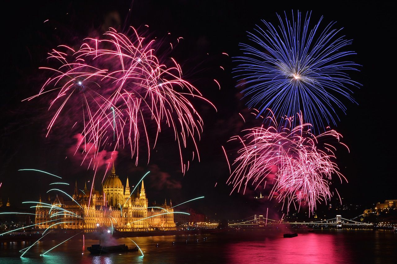 Sylwester 2018 - do siego roku! Skąd się ten zwrot wziął? Co oznacza? Jak się go pisze poprawnie?