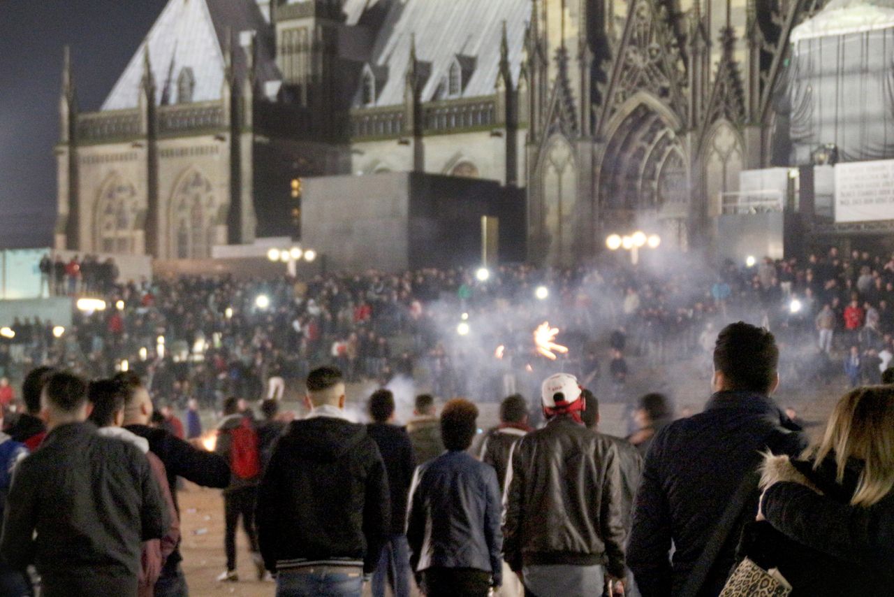 Sylwester w Kolonii znów gorący. Gwałt i bójka z policjantami