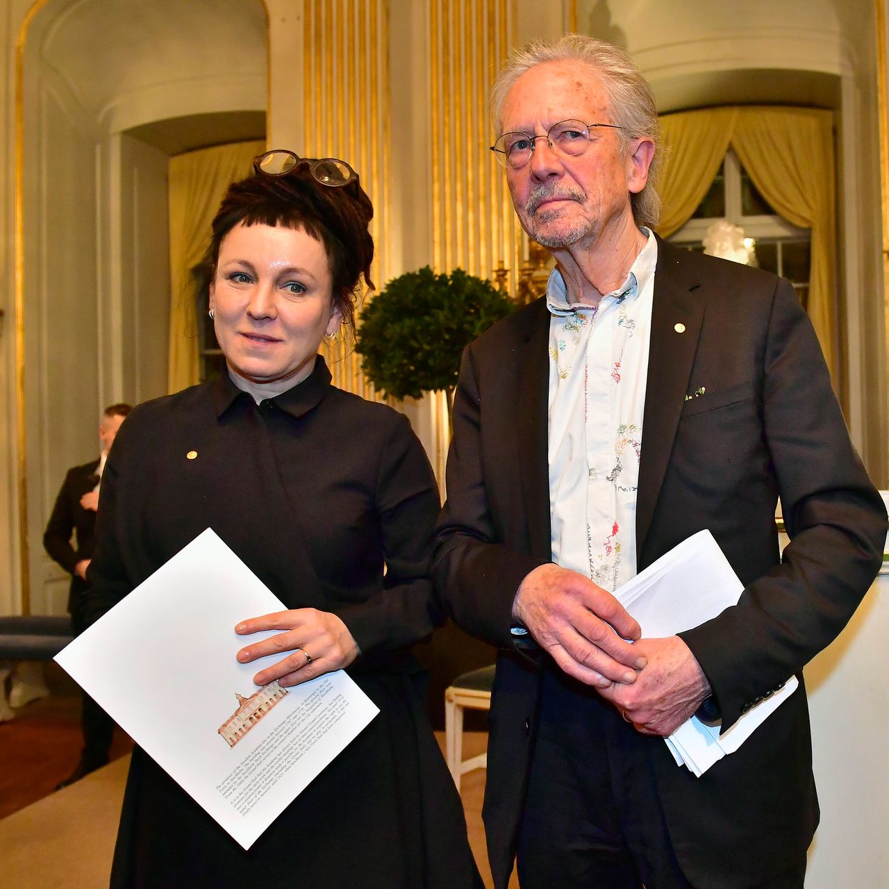 Nobel dla Tokarczuk w cieniu skandalu. Nagroda dla admiratora Miloševicia