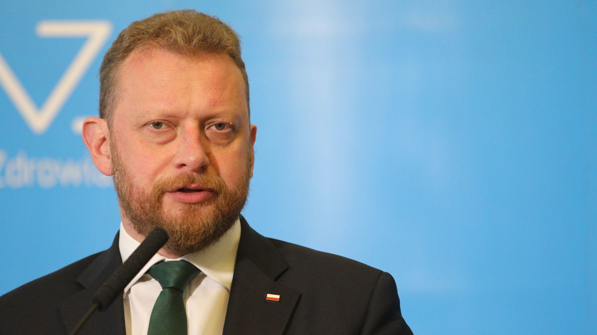 Minister zdrowia jest zwolennikiem podniesienia opłat dla producentów słodkich napojów.