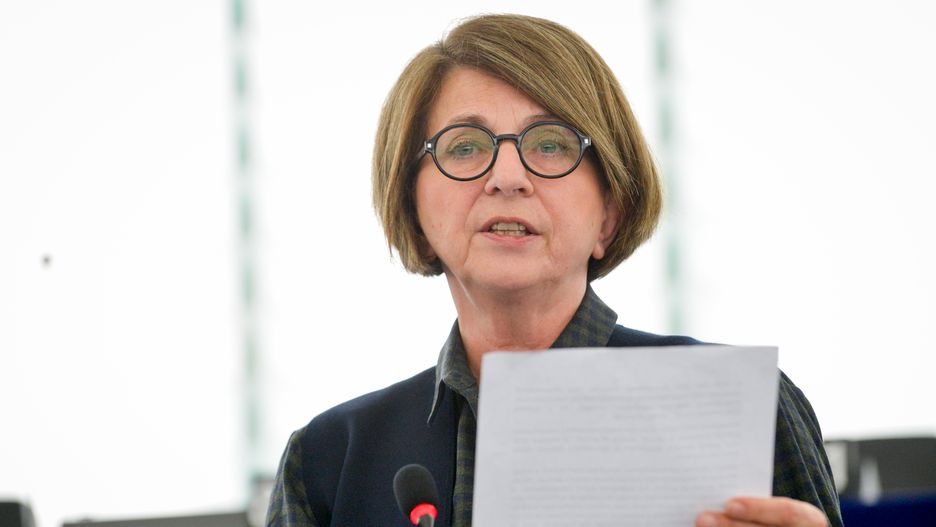 Julia Pitera z PO ocenia, że to PiS ponosi winę za uruchomienie art. 7.