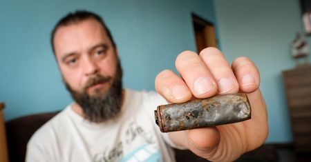 E-papieros wybuchł mu w kieszeni. Polak kolejną ofiarą chińskich baterii