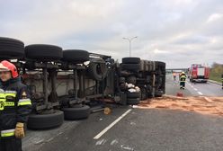 Autostrada A1 zablokowana. Przewróciła się cysterna