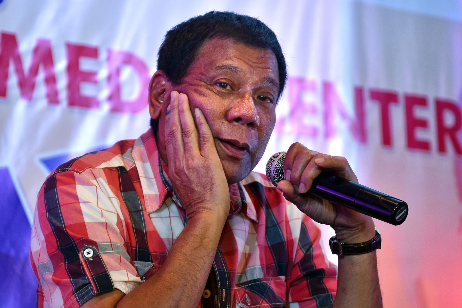 Prezydent Filipin chce zmienić nazwę kraju