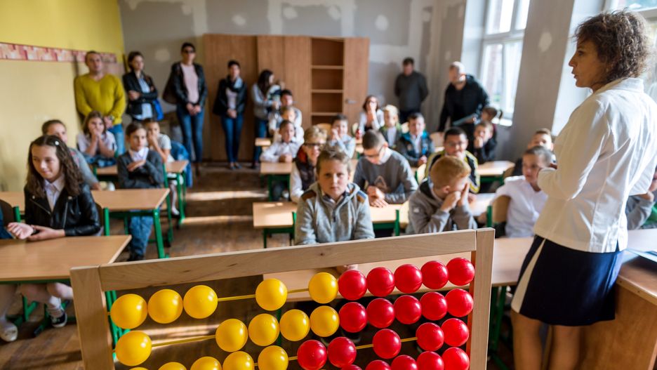 Liczydło to bardzo adekwatna metafora stanu zaawansowania polskich szkół.