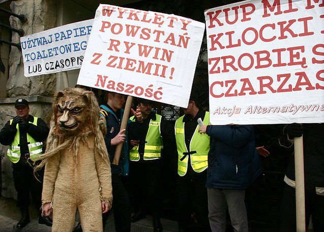 Protestujący domagają się jawności procesu Rywina