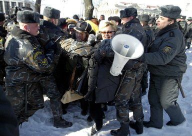 Białoruscy przywódcy protestu zatrzymani