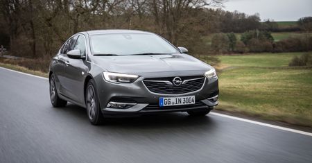 Nowy Opel Insignia Grand Sport (2017) – pierwszy kontakt z największym zmartwieniem Passata