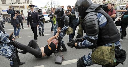"Putin - złodziej!". Protesty w całej Rosji, setki zatrzymanych