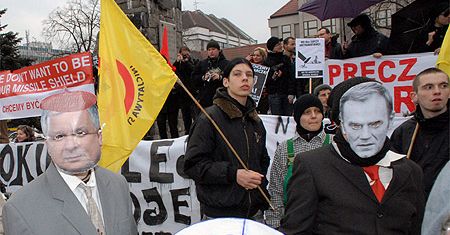 W Słupsku manifestacja przeciwko tarczy antyrakietowej