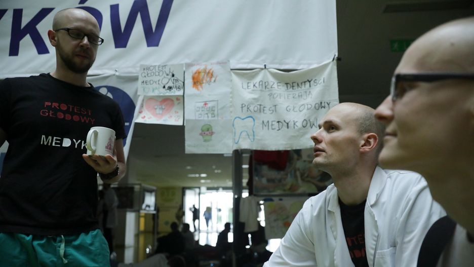 Premier spotkała się z lekarzami w Centrum Partnerstwa Społecznego "Dialog"