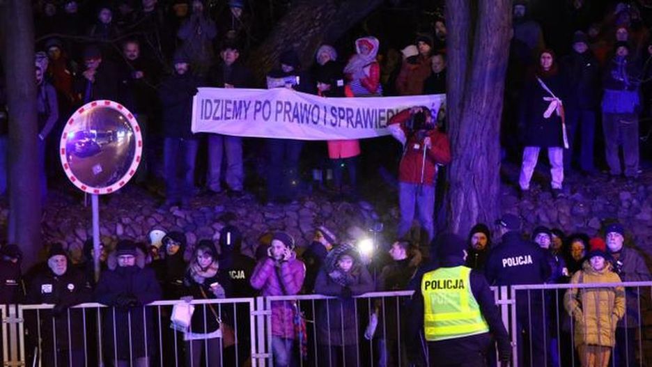 W całej Polsce organizowane są protesty przeciwko zmianom w wymiarze sprawiedliwości