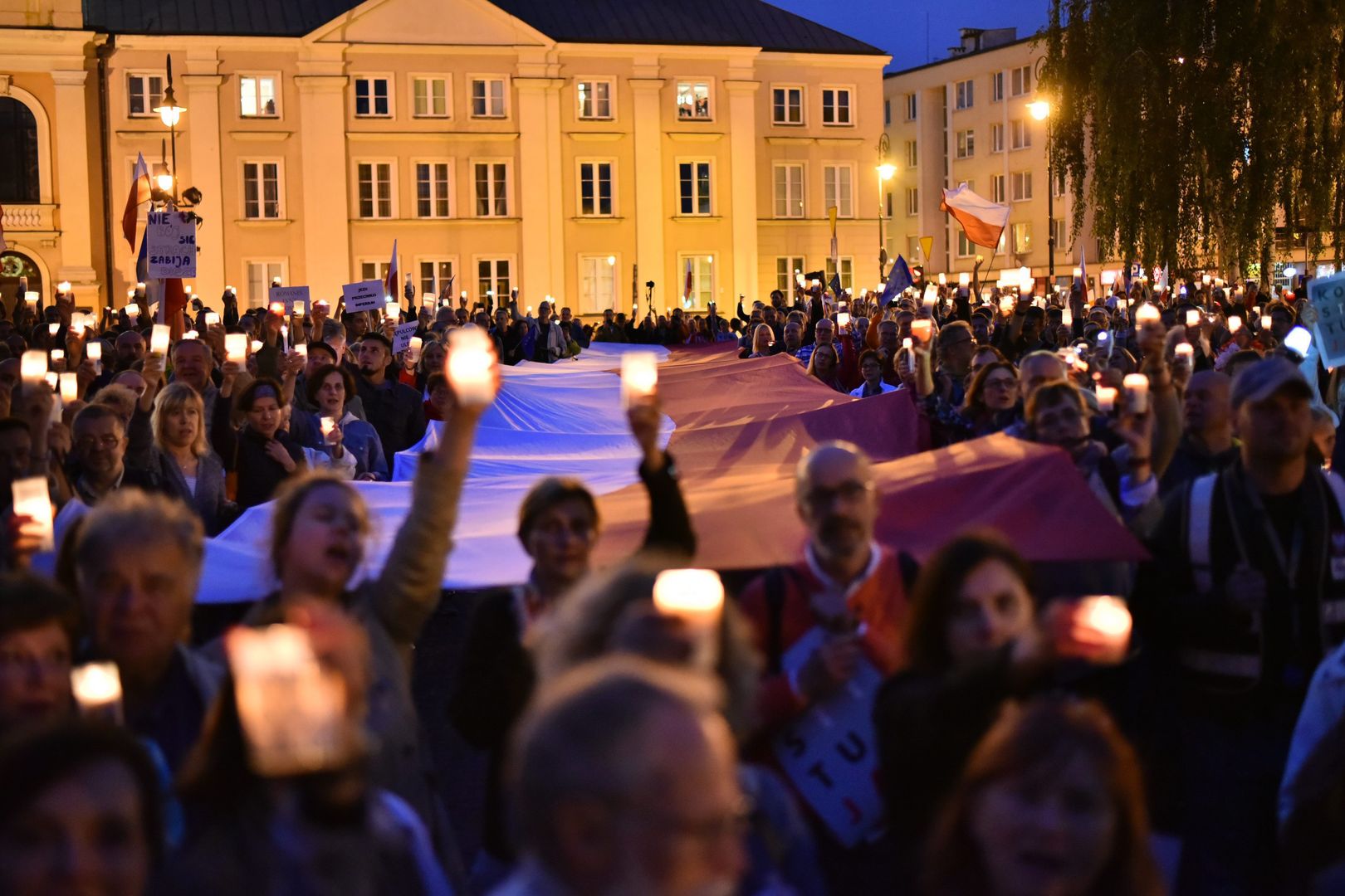 Polacy wskazali najważniejsze wydarzenia 2017 roku. Wybór okazał się trudny